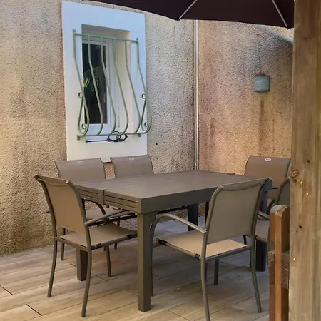 Petite Maison De Holiday home *